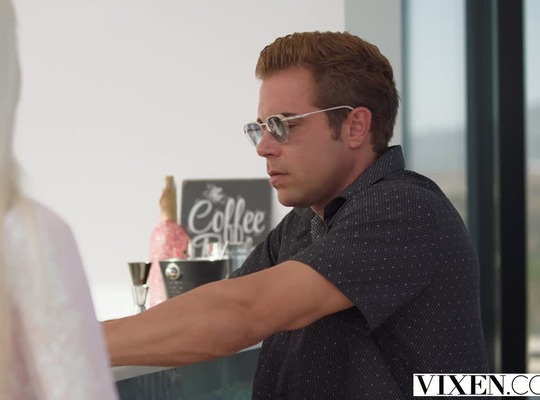 VIXEN2026-03-14蓝眼金发尤物欲同事粗壮阳具