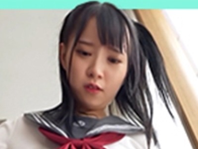 骑兵破解SCUTE-1335 もえか S-Cute 制服姿で初めての潮吹きエッチ