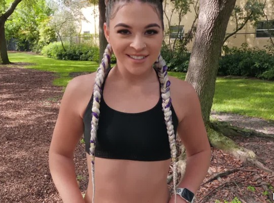 MOFOS2019-01-02追那翘臀记