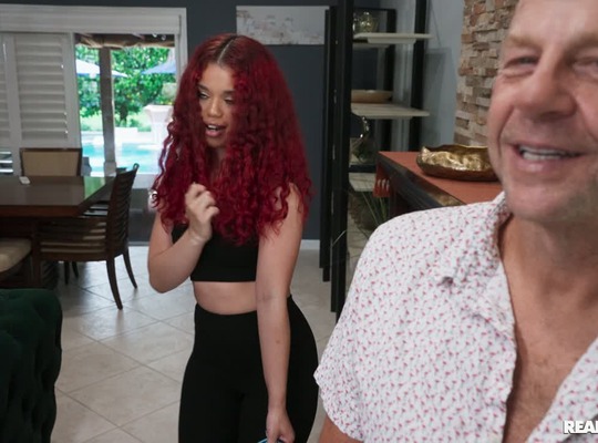 REALITYKINGS2025-12-06泳池畔小食