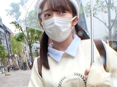 骑兵破解GANA-2733 マジ軟派、初撮。 1817 ロリかわいい19歳JDをホテルに連れ込み！『大人のおもちゃのモニター探してて～』と電マ責めすると…？極狭敏感マ●