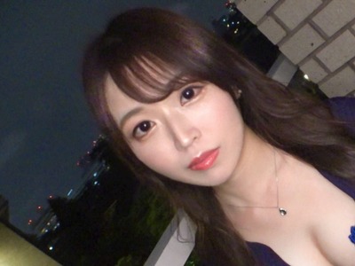 骑兵破解SIRO-5157 【旦那とはセックスレスですが…】実はヤる事はヤッてる元CAの美人人妻。いやらしい目つきでこちらを诱惑してきたので、ガッツリハメ倒