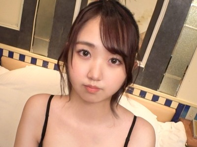 骑兵破解SIRO-5227 おっとりした雰囲気に骗されないで！本当はHなことが大好きなインドア美白娘！敏感过ぎて简単にイカされてしまいビクビクと潮吹きが止ま