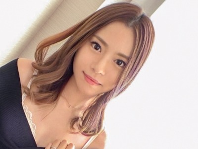 骑兵破解SIRO-4718 【初撮り】【奇迹の33歳】【美しい桃尻】类い稀なる美貌を携えたSEX大好き人妻美容师が登场。大股开きの骑乗位で结合部を露わにしながら