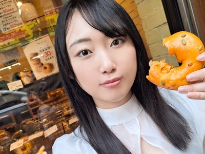 骑兵破解SIRO-5243 【ルックス良し！スタイル良し！感度良し！】三拍子揃ったド変态ちゃんが登场！「AVみたいなHがしたくて…」普通のHじゃ満足できなくて刺