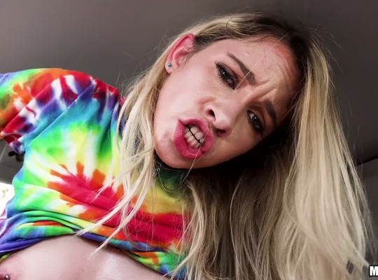 MOFOS2017-08-09女友作弊被发现