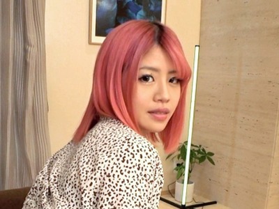 骑兵破解SIRO-4829 【初撮り】【敏感ギャル】【スレンダー美尻】ピンクヘアがキュートなおっとり癒し系ギャルが登场。1年以上SEXから远ざかっていた欲求不満