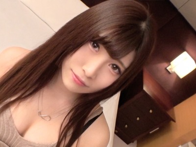 骑兵破解SIRO-4714 【初撮り】【むっちり美尻】【激グラインド骑乗位】1年以上ご无沙汰で、グラマラスボディを持て余す美容部员を発掘。「奥きもちいぃッ...