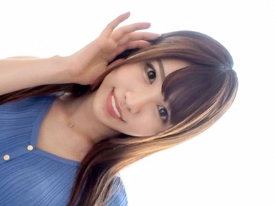 骑兵破解SIRO-4529 【初撮り】【情欲そそる润んだ瞳】【淫靡な勃起乳首】母性に満ちた笑顔を振りまく保育士の卵は秘められた性欲を开花させる。润んだ瞳で