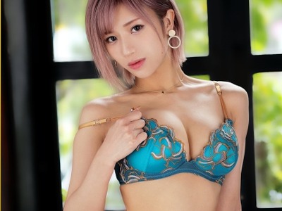 骑兵破解LUXU-1434 奢华美人化妆师还沉醉在上次的快感中魅力再登场高冷外表但其实内心是听从下流男的指示脸越来越红和性奋成正比的敏感度无法停下的快感迷