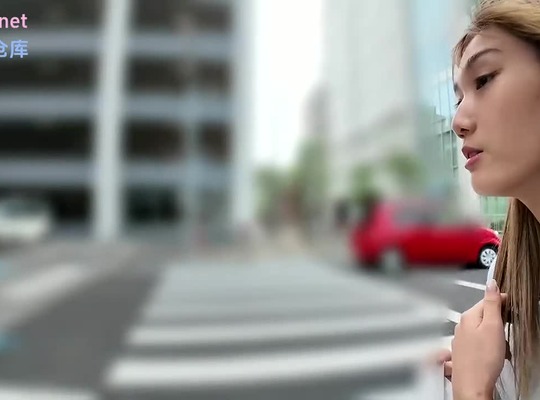 FC2PPV-4865957雪白纤细的应届毕业生美胸学妹