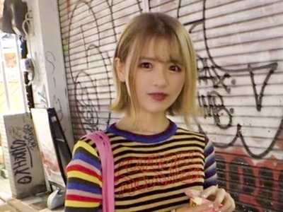 骑兵破解GANA-2372 マジ軟派、初撮。 1543 竹下通りでじゃ●りこブチまけたらめちゃカワ女子ゲット！人懐っこくてSEX大好き！お菓子をあげただけなのに軽いノ