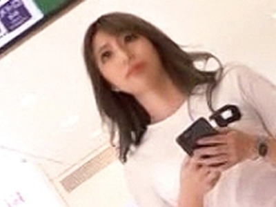 骑兵破解GANA-2321 マジ軟派、初撮。 1513 お金欲しさにHな仕事を引き受けてしまったアパレル店員！内容は次第にエスカレートしていき…？大きさも形も申し分