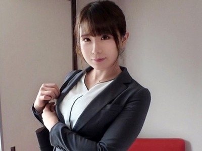 骑兵破解GANA-2309 マジ軟派、初撮。 1500 新宿で美脚OLをナンパ成功！一度流されればすぐに感じ始めてうっとり顔♪巨乳&amp;美脚を惜しみなく晒しイき乱れる！