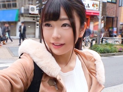 骑兵破解GANA-2237 マジ軟派、初撮。 1445 クリぼっちの美少女をナンパしてLet’sパーティ！ホテルに連れ込み酔っ払って発情！！男優に自ら抱きつきキスやち○