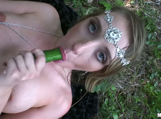 MOFOS2016-07-23嬉皮妹的美穴被拉开了