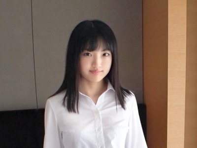 骑兵破解SIRO-4305 【初撮り】【柔乳スレンダーボディ】【ガクガクしっぱなし】素朴感がまだまだ抜けない新卒上京娘。腹筋に力が入る逝きっぷりはあまりに