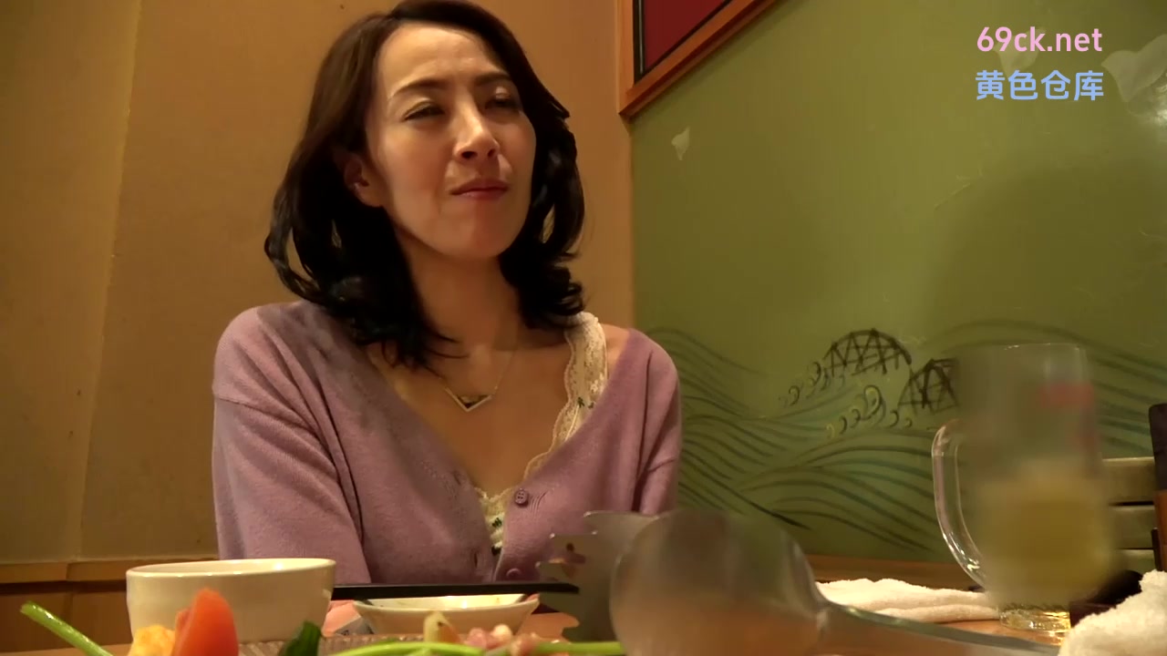 骑兵破解OSBR-052 10年目の結婚記念日に夫の不倫を知った