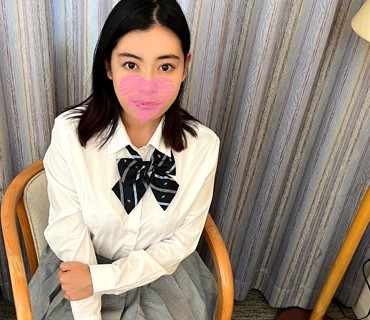 SMR-002 裏モノ【流出】タレント希望の新人ハーフモデルとの枕営业を无断配信