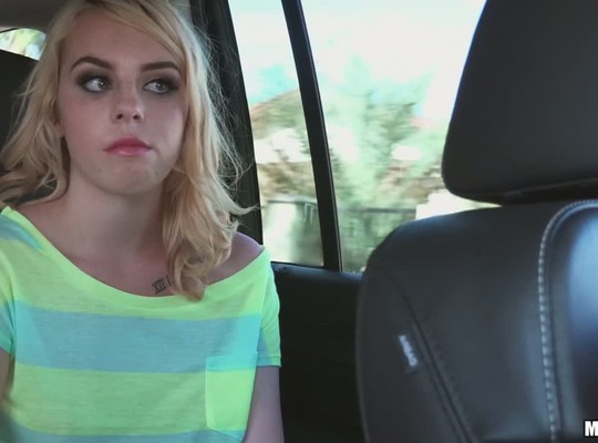 MOFOS2015-06-09金发美女弹跳的丰满臀部