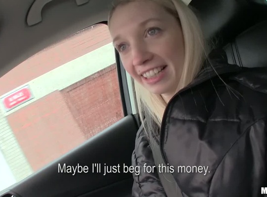 MOFOS2013-12-31吸吸吸在車里