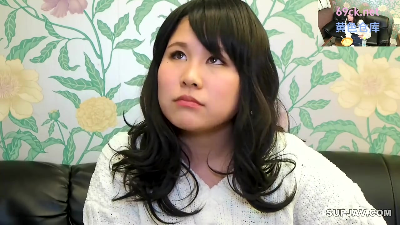 FC2PPV-3447538声乐系少女骑乘位高潮疯狂摇摆引发突然射精全情投入性爱至满脸通