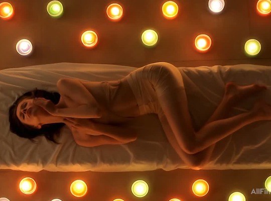 WOWGIRLS2012-08-16一个神秘的夜晚