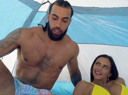 REALITYKINGS2023-04-10为熟女搭帐篷