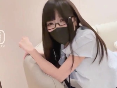 强推黑丝学姐强制深喉丝足足交-兮兮