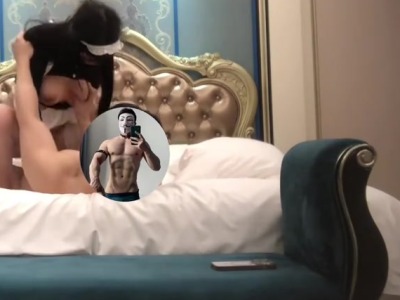 18岁C罩杯过膝白丝女仆粉嫩的白虎小穴水多易高潮-卡尔没有肌肉