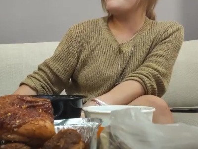 真实约会人妻撸串喝酒后上床-情感老男孩