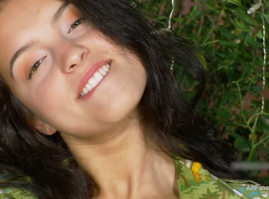 WOWGIRLS2011-09-24炎热的夏夜