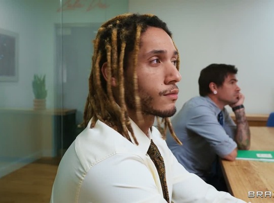 BRAZZERS2025-09-01孔洞