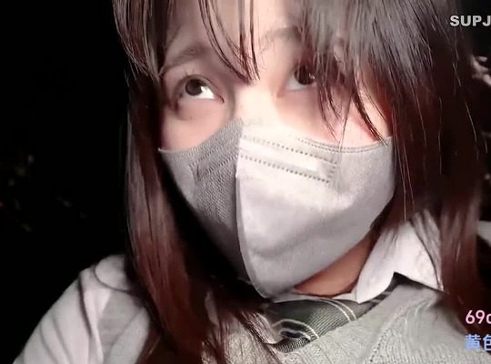 FC2PPV-4582966-十八岁色白白皙舞队队长首演狂插