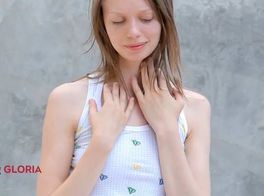 WOWGIRLS2011-06-28美丽的淋浴