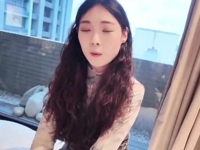 叫了传说中的颜质天花板没想到上门的竟然是以前欺负我的女同学-乔乔