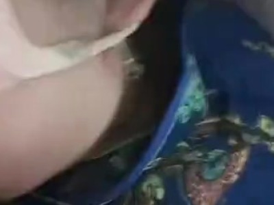 狂操穿上旗袍丝袜的老妈让老妈抬头看着自己的骚逼被儿子草