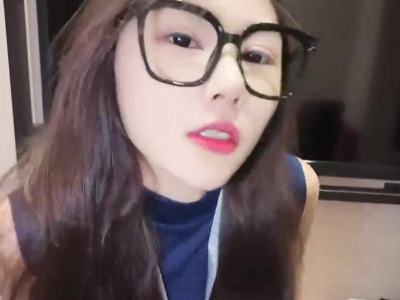 採精師使出混身解數就是要拿到精液-布丁