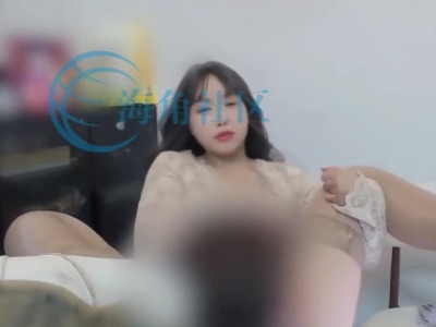 在孩子旁操舅妈把妹妹吵醒当两个孩子的面性交