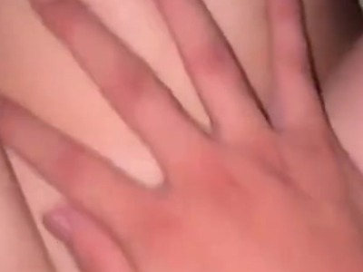 灌醉姐姐进入她的阴道猛烈的抽插姐姐控制不住的淫叫