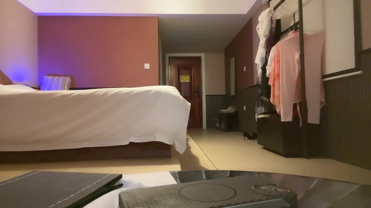 酒店约炮口活非常棒的和风长腿大奶女技师-许墨探花