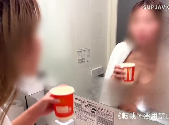 FC2PPV-4944911萌声美少女初尝激情中出沦陷