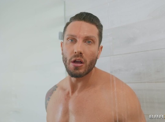 BRAZZERS2021-03-03淋浴交换