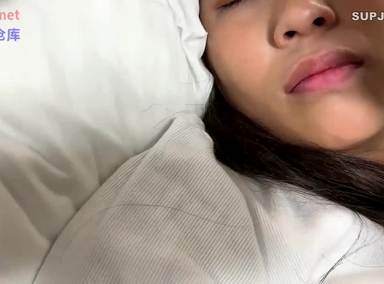 FC2PPV-4671763渴望真交假戏诱惑湿透人妻